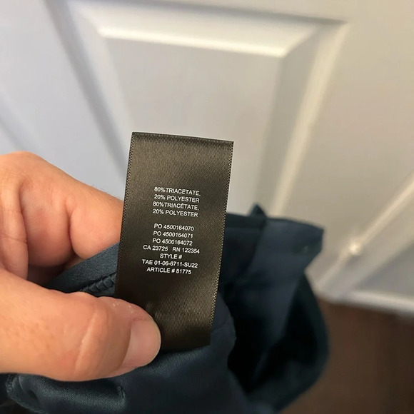 Aritzia color deep pandora green Refined Satin Cargo Pant - Picture 10 of 10